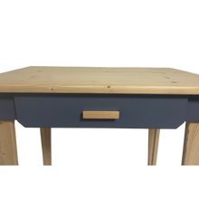 Load image into Gallery viewer, Work table